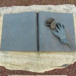 ogni goccia donata è un atto di amore, monumento al donatore AVIS, Arquà Polesine