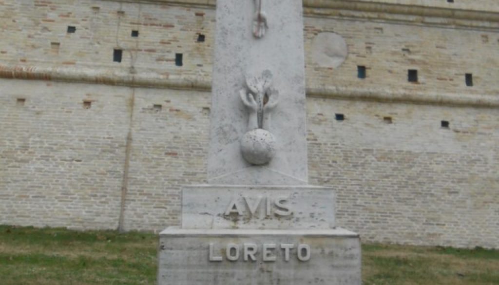 monumento AVIS, Edgardo Mugnoz, Loreto