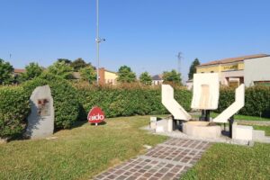 fontana e monumento AVIS AIDO Boara Pisani